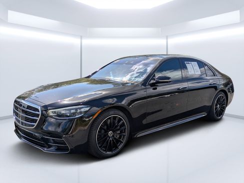 Used 2023 Mercedes-Benz S 500 4MATIC image 11