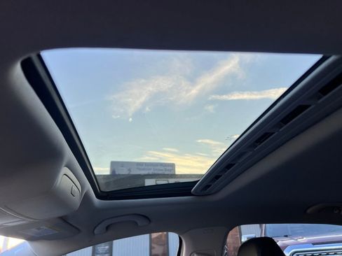 Used 2019 Volkswagen Passat 2.0T Wolfsburg w/ Wheels & Sunroof Package image 27