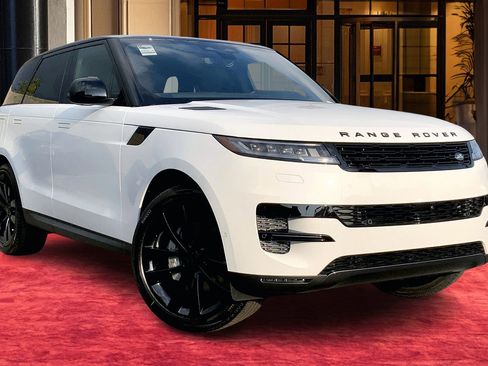 New 2026 Land Rover Range Rover Sport SE AWD/4WD image 17