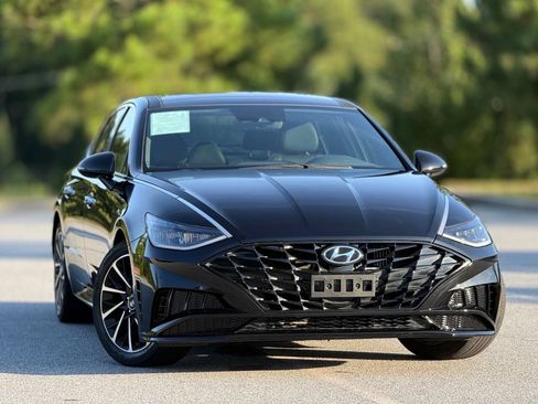 Used 2020 Hyundai Sonata SEL Plus w/ Tech Package FWD image 4