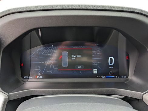 Used 2025 Ford Explorer Active image 35