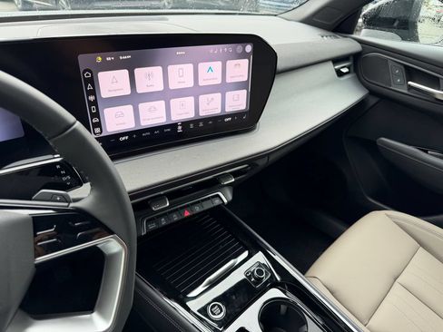 New 2026 Audi Q3 quattro 2.0T AWD/4WD image 18
