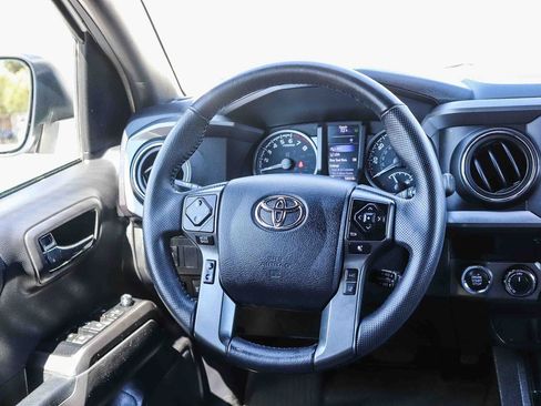 Certified 2023 Toyota Tacoma TRD Off-Road AWD/4WD image 18