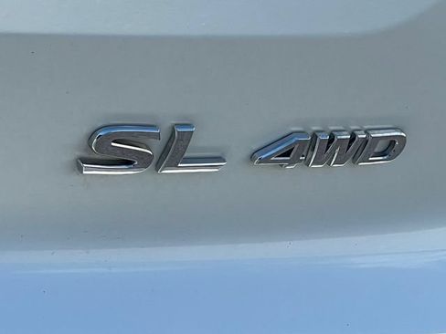 Used 2023 Nissan Pathfinder SL w/ SL Premium Package AWD/4WD image 2