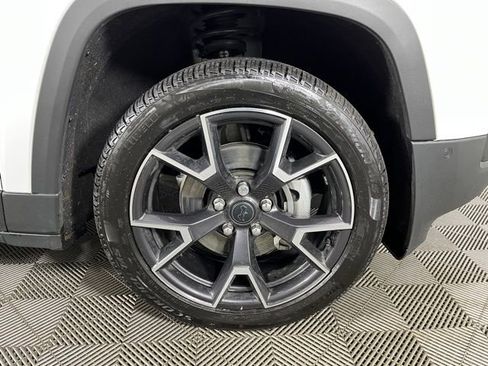 Used 2026 Jeep Cherokee Overland AWD/4WD image 9