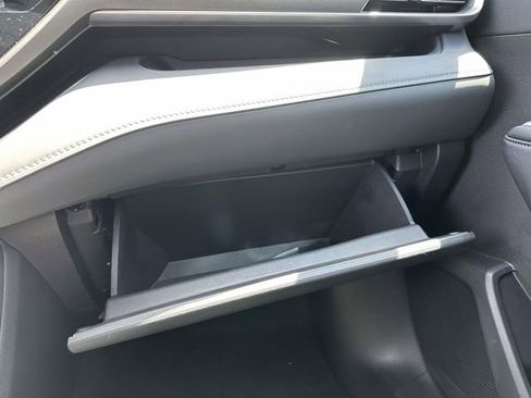 Certified 2024 Toyota Highlander XLE AWD/4WD image 44