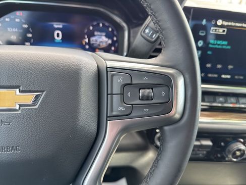 Used 2025 Chevrolet Silverado 1500 LT AWD/4WD image 24