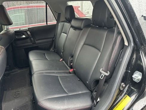 Used 2022 Toyota 4Runner TRD Off-Road Premium image 8