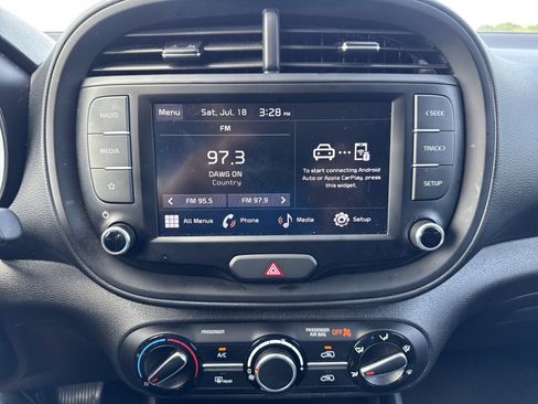 Certified 2024 Kia Soul LX w/ Option Group 015 FWD image 29
