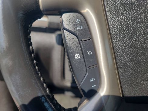 Used 2013 GMC Acadia Denali AWD/4WD image 18