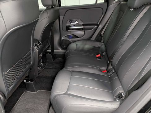 Certified 2025 Mercedes-Benz GLA 250 4MATIC image 22