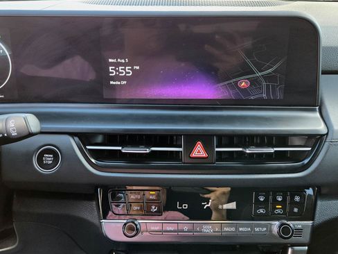 Certified 2026 Kia Seltos EX AWD/4WD image 22