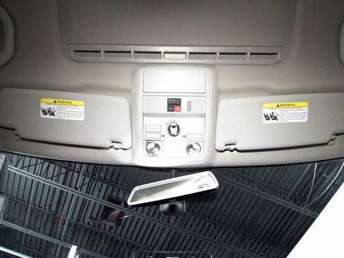 Used 2015 Volkswagen Passat 1.8T SE image 8