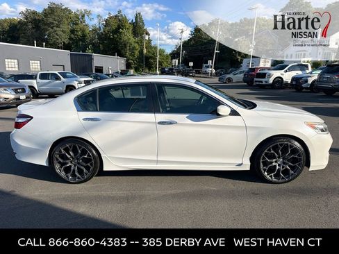Used 2017 Honda Accord Sport Special Edition image 4