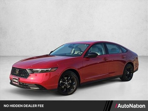Used 2025 Honda Accord SE image 1