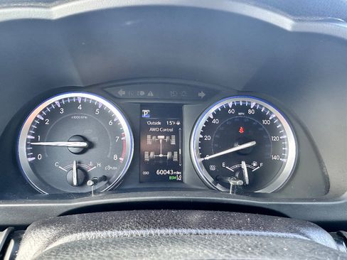 Used 2017 Toyota Highlander XLE image 17