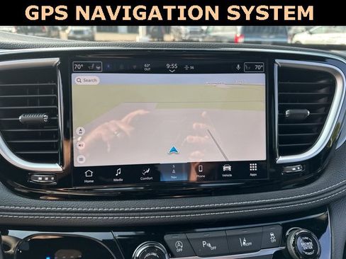 New 2026 Chrysler Pacifica Limited w/ S Appearance Package image 28