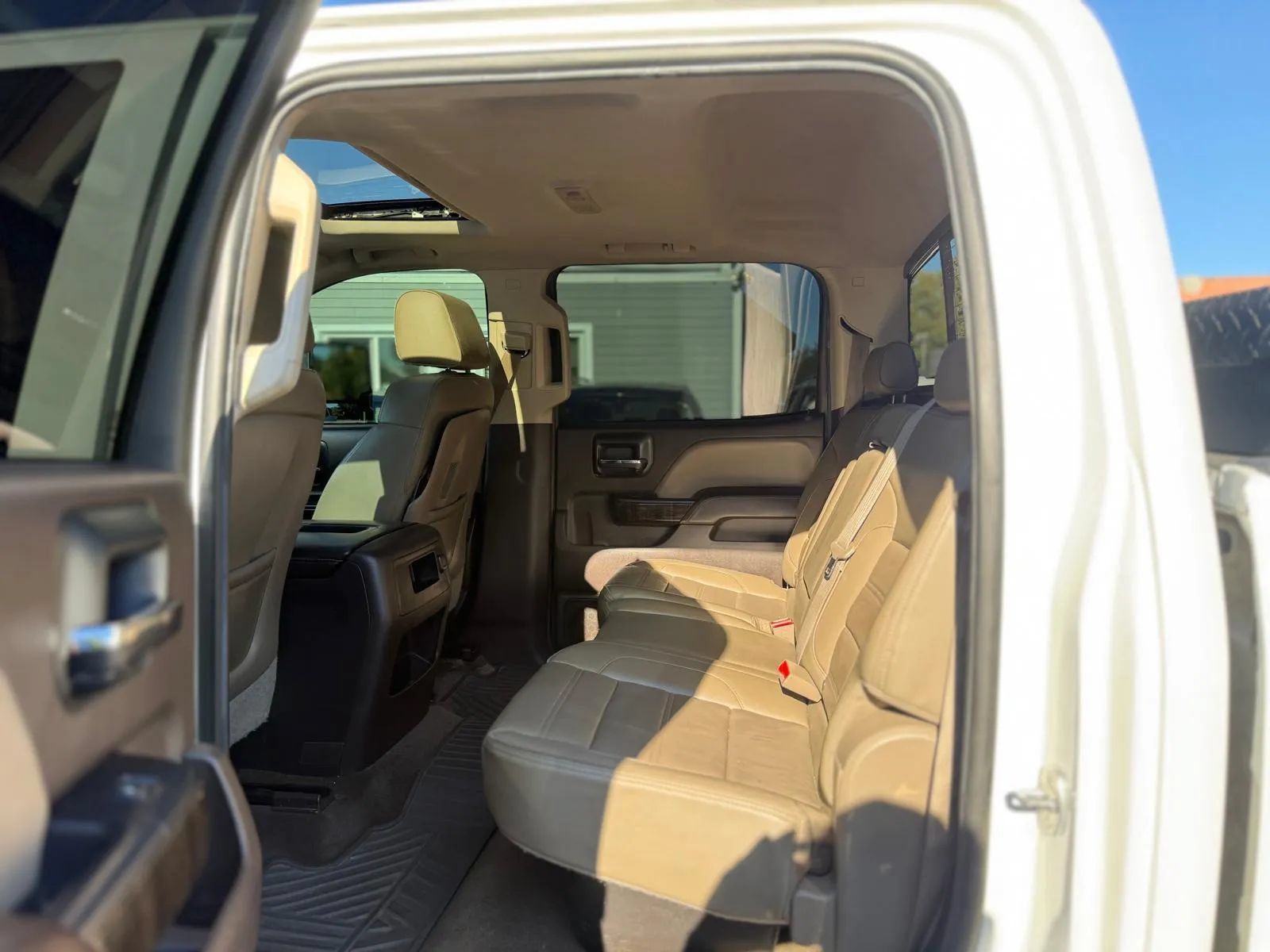 Used 2015 GMC Sierra 3500 Denali w/ Duramax Plus Package AWD/4WD image 25