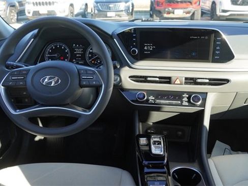 Used 2023 Hyundai Sonata SEL image 14