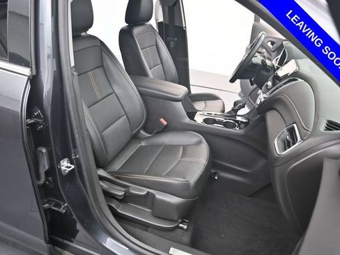 Used 2022 Chevrolet Equinox Premier FWD image 25