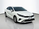 Used 2023 Kia Forte LX image 3
