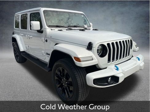 Used 2021 Jeep Wrangler Unlimited Sahara AWD/4WD image 2