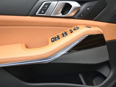 Used 2026 BMW X5 xDrive40i image 19