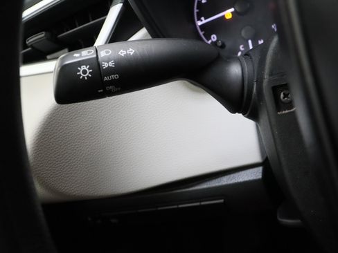 Used 2024 Toyota Corolla LE FWD image 22
