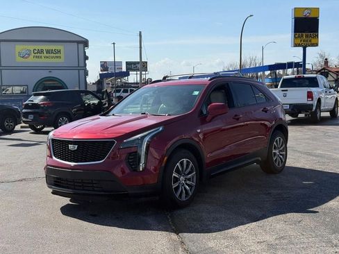 Used 2019 Cadillac XT4 Sport w/ Driver Awareness Package FWD image 6
