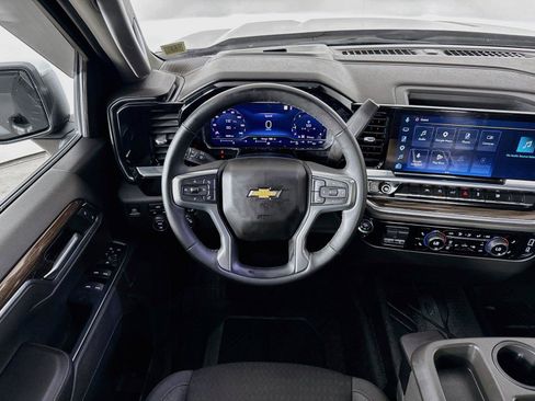 Used 2023 Chevrolet Silverado 1500 LT AWD/4WD image 22
