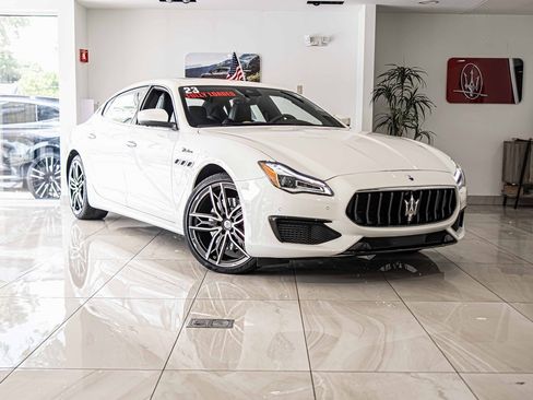 Used 2023 Maserati Quattroporte Modena Q4 image 5