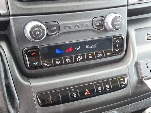 Used 2024 RAM ProMaster 2500 w/ Safety Group image 11