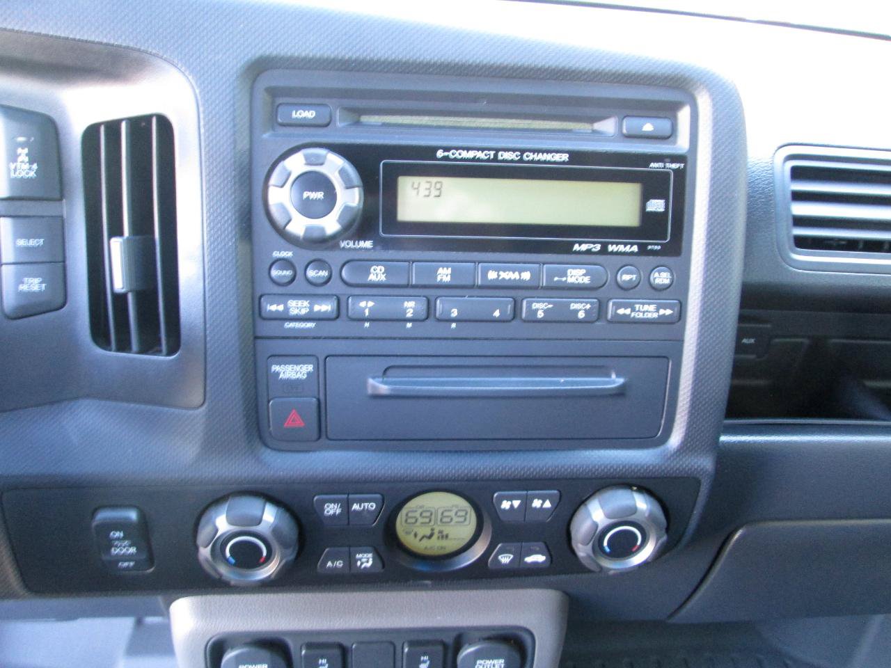 Used 2011 Honda Ridgeline RTL image 27