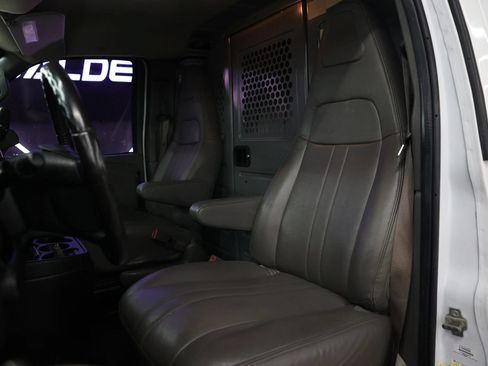 Used 2020 Chevrolet Express 2500 w/ Communications Package RWD image 12