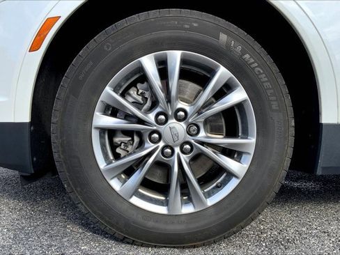 Used 2022 Cadillac XT5 Premium Luxury image 8