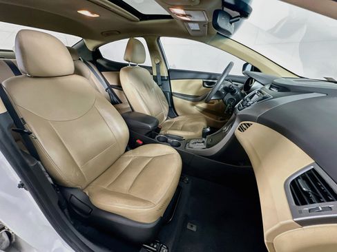 Used 2013 Hyundai Elantra Limited FWD image 28
