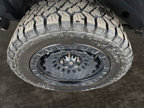 Used 2019 Jeep Wrangler Unlimited Sport S image 31