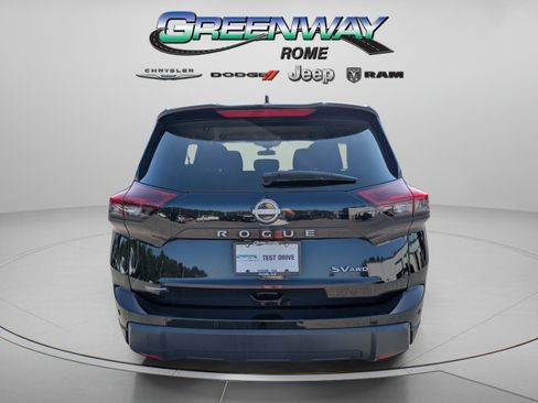 Used 2024 Nissan Rogue SV AWD/4WD image 6