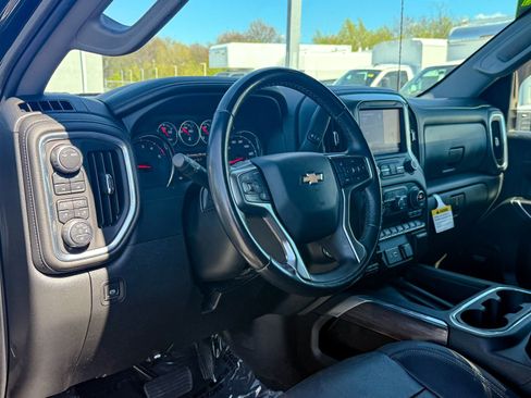 Certified 2021 Chevrolet Silverado 2500 LTZ w/ LTZ Plus Package AWD/4WD image 15