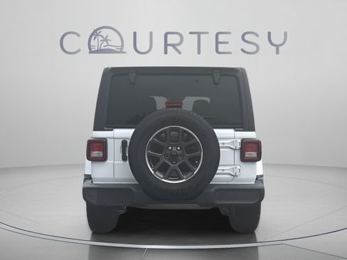 Used 2021 Jeep Wrangler Unlimited Sport AWD/4WD image 5