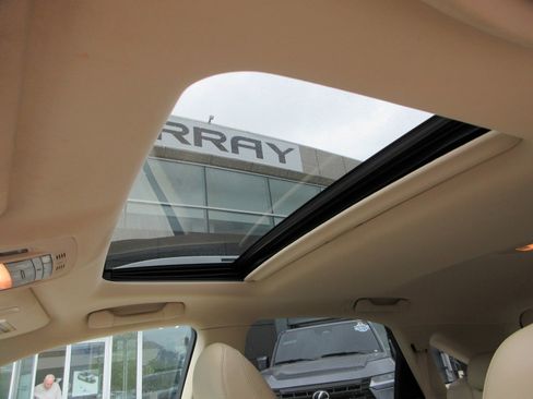 Used 2010 Lexus RX 350 AWD image 18