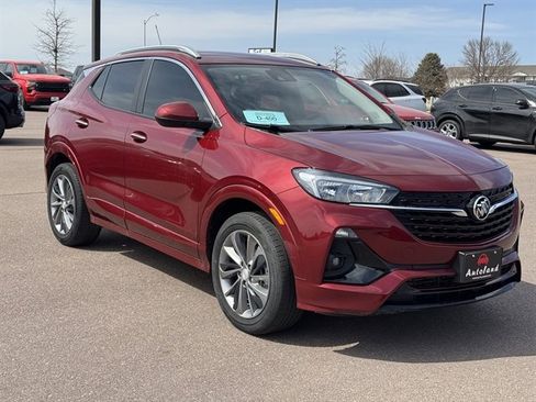 Used 2022 Buick Encore GX Select w/ Sport Touring Package image 3