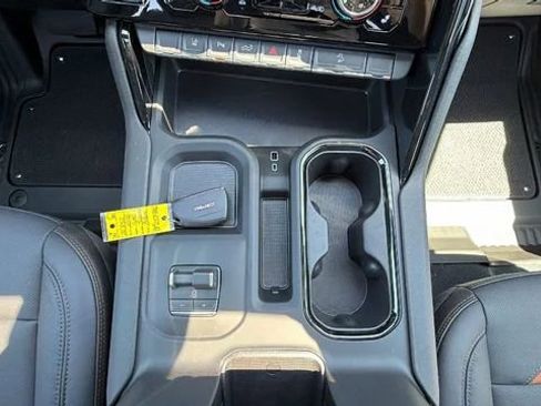 New 2026 GMC Sierra 2500 AT4 w/ Technology Package AWD/4WD image 22
