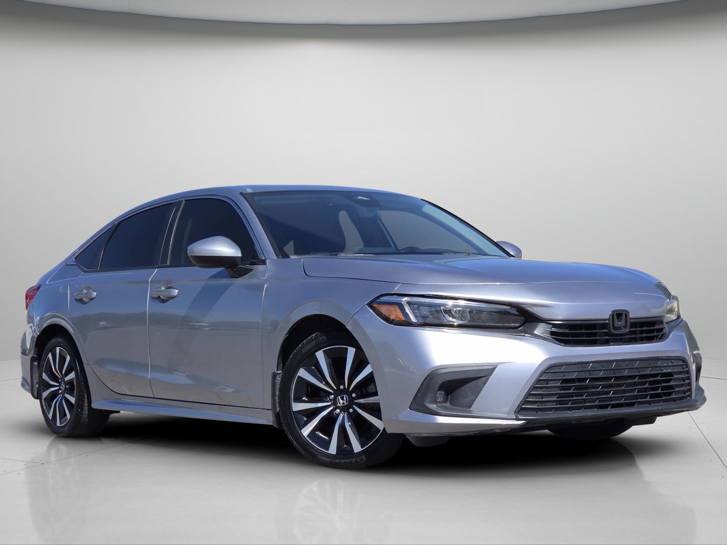 Used 2024 Honda Civic EX image 2