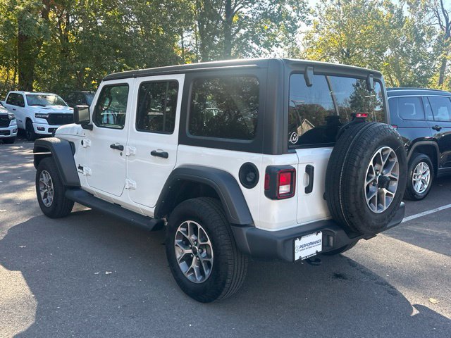 Used 2024 Jeep Wrangler Unlimited Sport AWD/4WD image 24