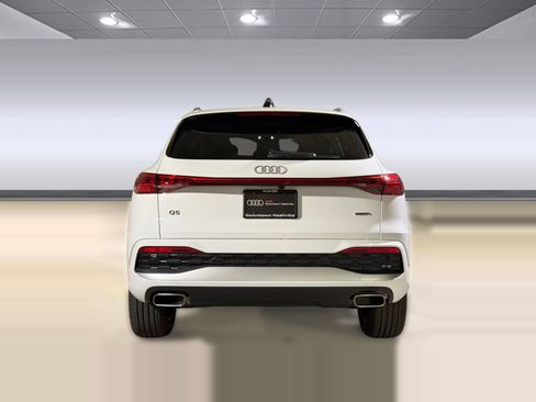New 2025 Audi Q5 Premium image 10