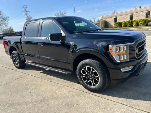 Used 2022 Ford F150 XLT w/ Equipment Group 302A High image 9