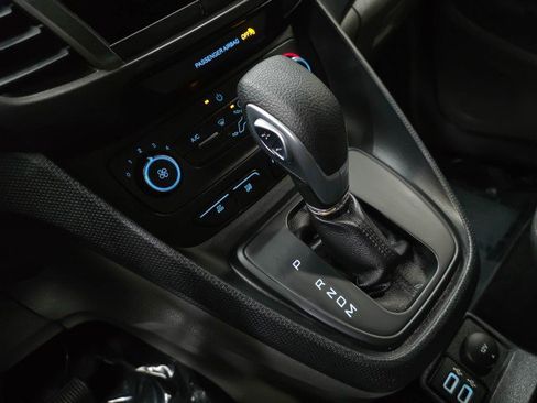 Used 2020 Ford Transit Connect XLT FWD image 25