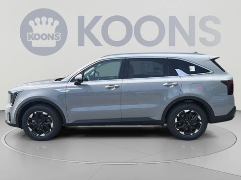 New 2026 Kia Sorento S FWD image 2