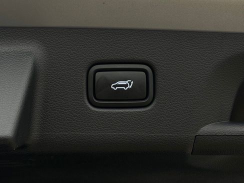 Used 2024 Hyundai Palisade Calligraphy image 30